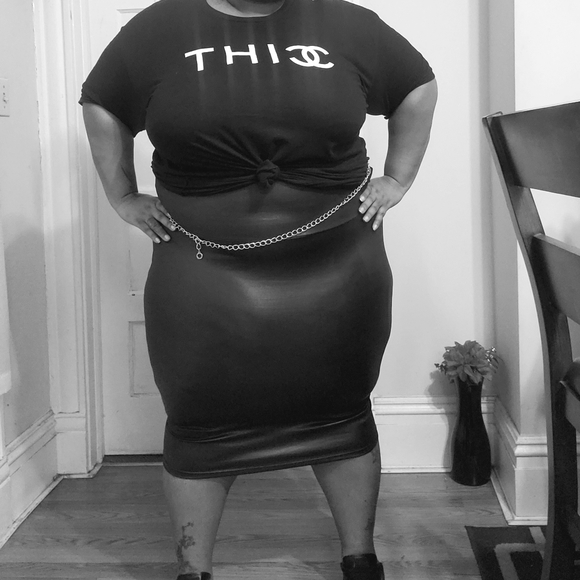 Faux Leather Pencil Skirt - Picture 3 of 4